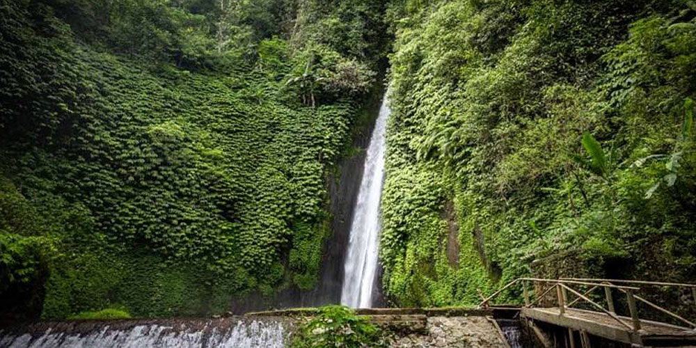 Bali Munduk Waterfall